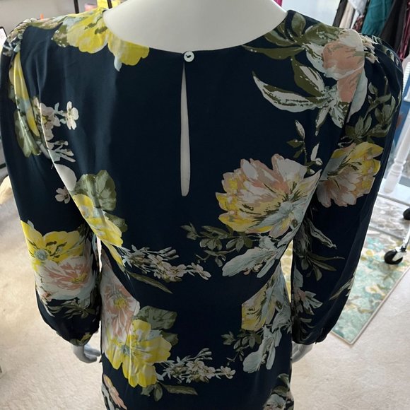 SOCIALTE: NWT Wrap Midi Dress - Picture 6 of 8